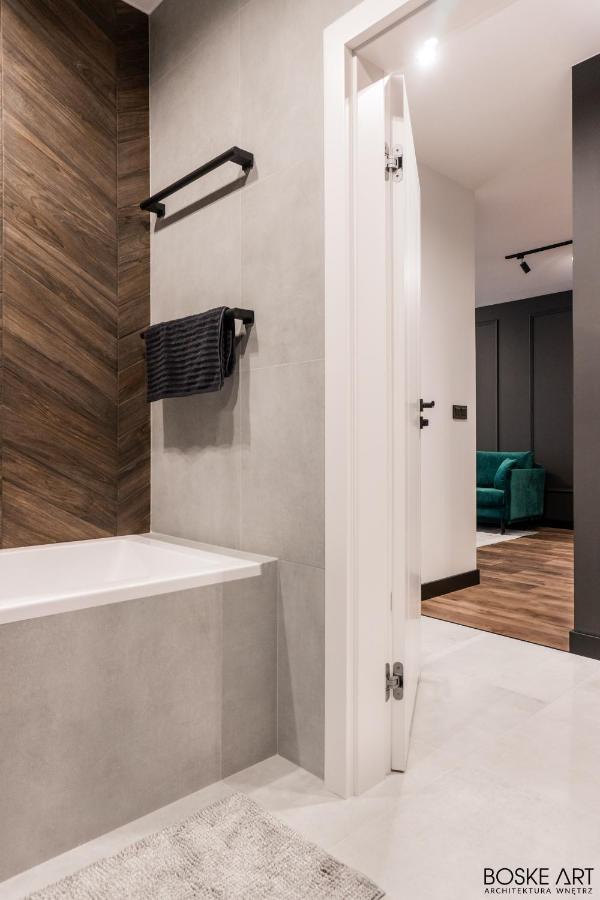Stylowy Apartament W Centrum Poznania Exterior photo